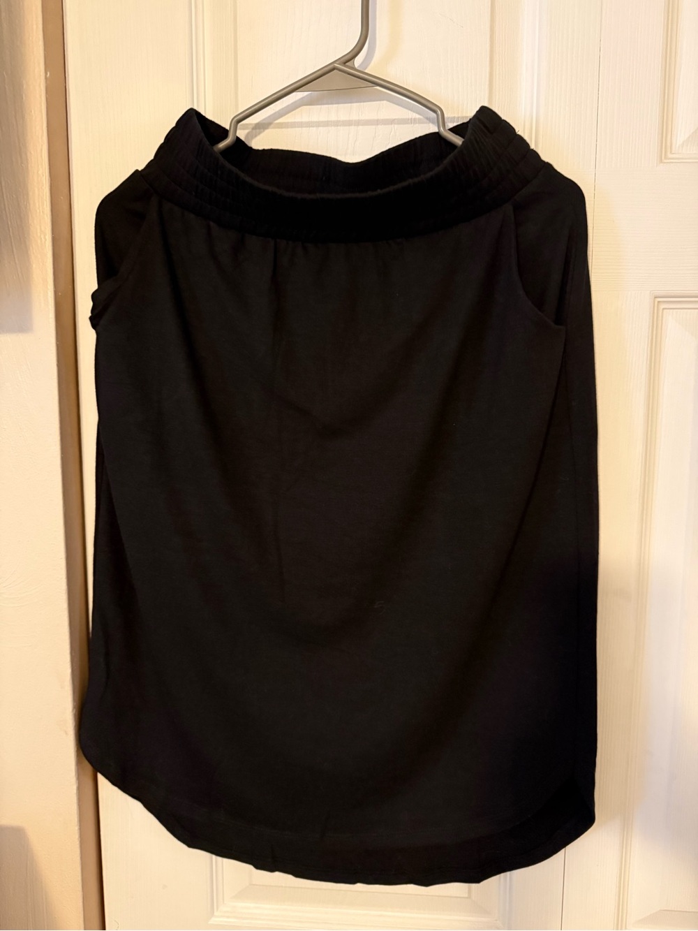 Classic Black Midi Skirt with Elastic Waist